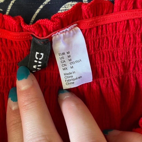 Red crop top from H&M - Picture 3 of 3